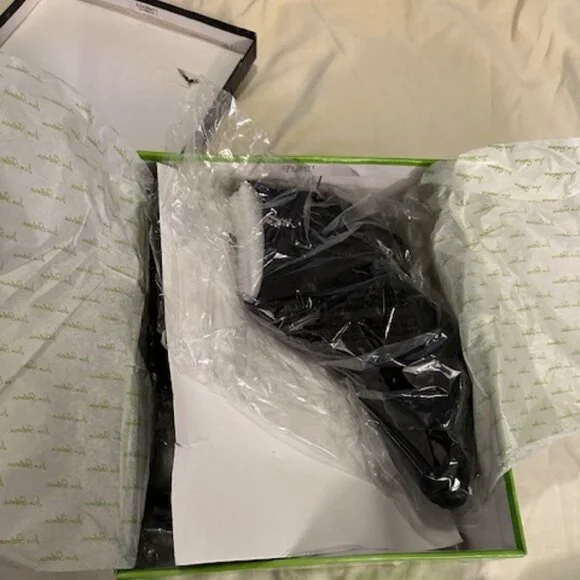 NIB Sam Edelman Walden Ankle Boot Black Suede 9.5M - Picture 11 of 11